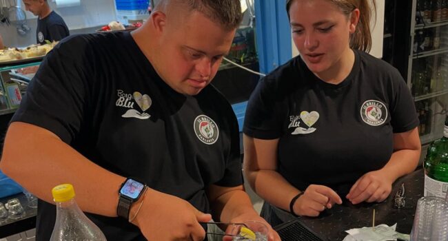 A Mazara con Borgo Blu dignità ai ragazzi autistici che lavorano anche in un locale 07 25 articolo itaca